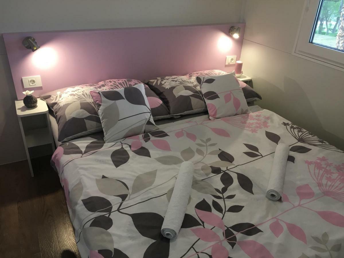 Cherry Premium Adria Mobile Homes Zelena Laguna Poreč Buitenkant foto